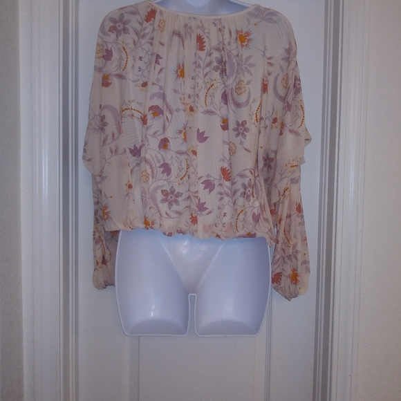 Free People Wild Flower Honey Blouson Floral Top - Picture 4 of 7